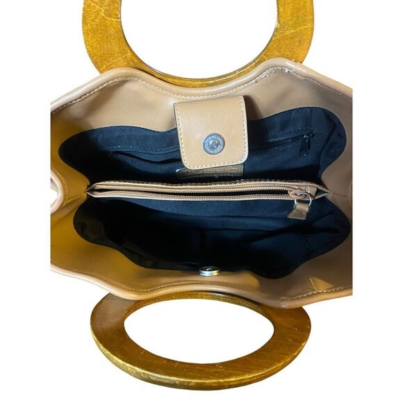 Relic Black Tan Leather Canvas Boho Chic Wooden Handle Snap Closure Purse - Picture 4 of 9